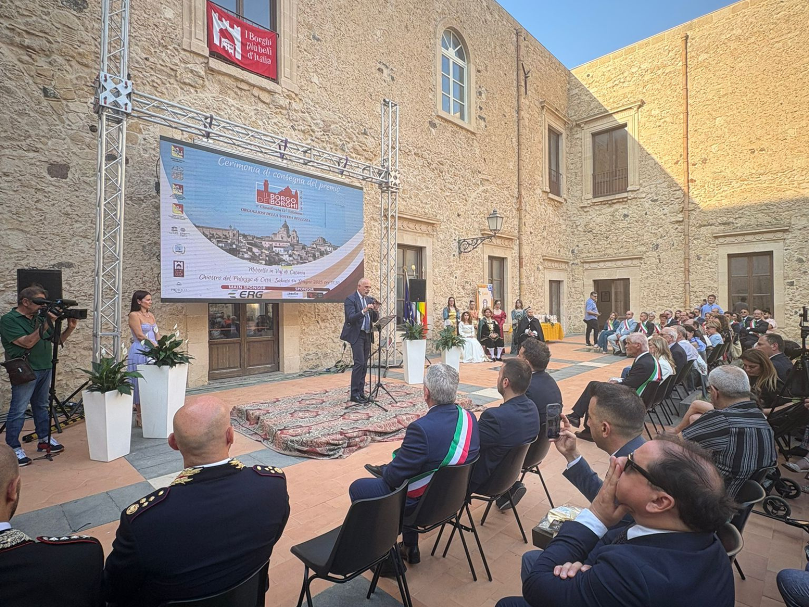 Vittorio Garrone alla cerimonia di premiazione del Borgo dei Borghi 2025